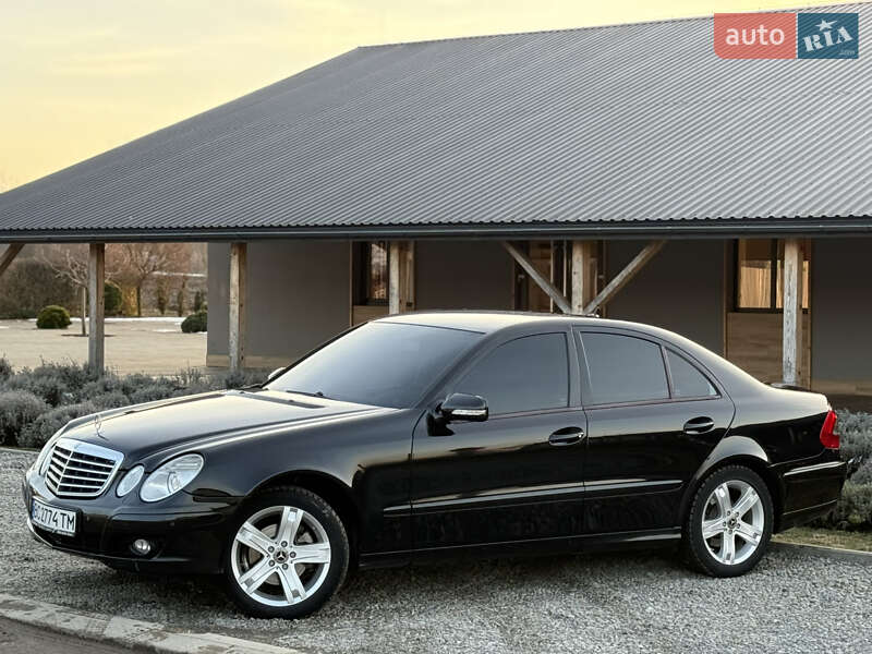 Седан Mercedes-Benz E-Class 2008 в Меденичах