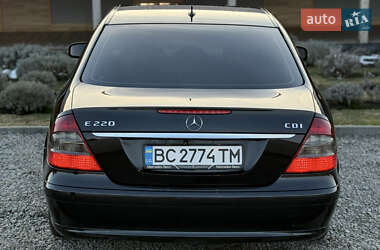 Седан Mercedes-Benz E-Class 2008 в Меденичах