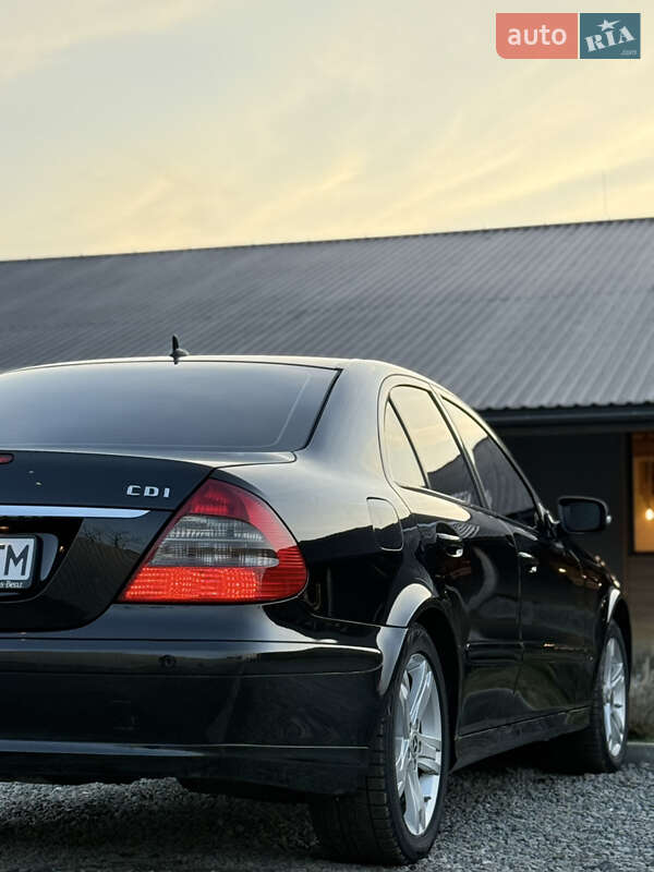 Седан Mercedes-Benz E-Class 2008 в Меденичах