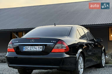 Седан Mercedes-Benz E-Class 2008 в Меденичах