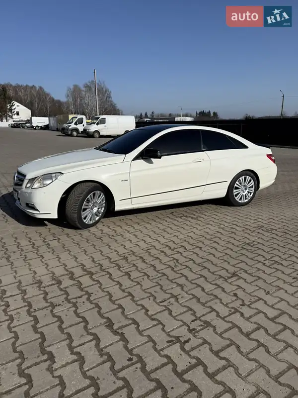 Mercedes-Benz E-Class 2010 VIN WDD2073031F083928 фото оголошення 2 з 58