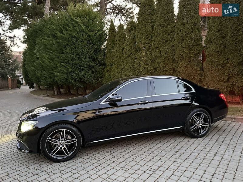 Mercedes-Benz E-Class 2016