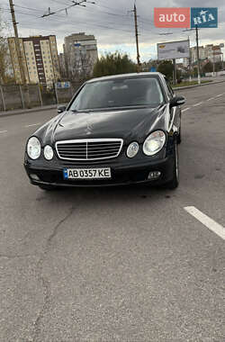 Седан Mercedes-Benz E-Class 2006 в Ужгороде