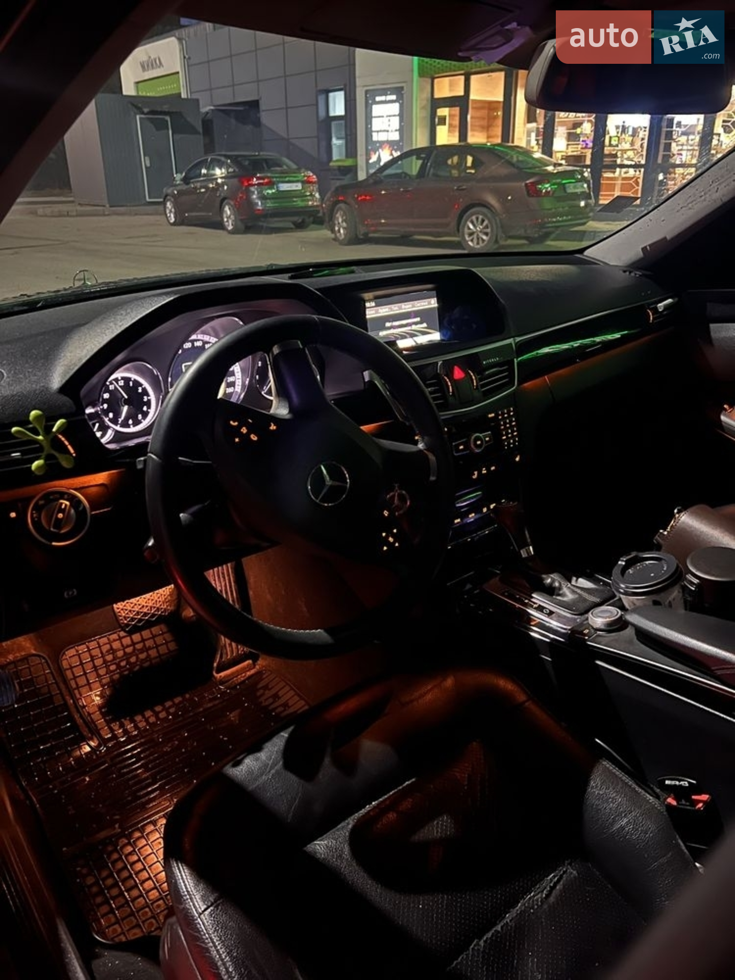 2011 Mercedes-Benz E-klasse - мініатюра 26