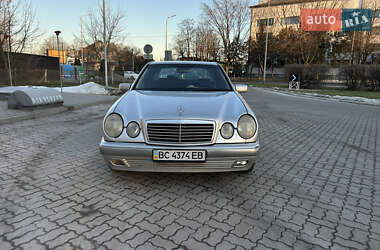 Седан Mercedes-Benz E-Class 1998 в Львове