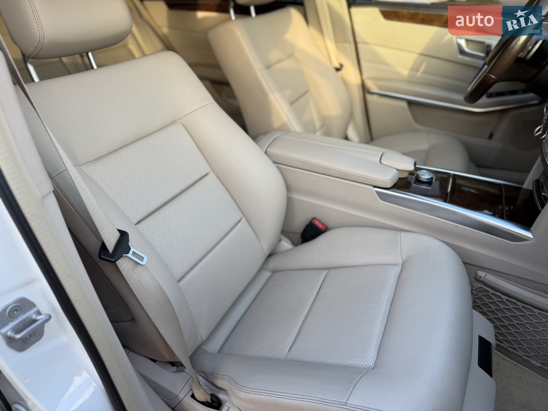 2015 Mercedes-Benz E-klasse - мініатюра 14