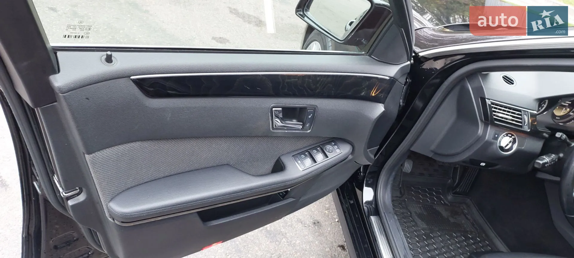 2011 Mercedes-Benz E-klasse - мініатюра 17