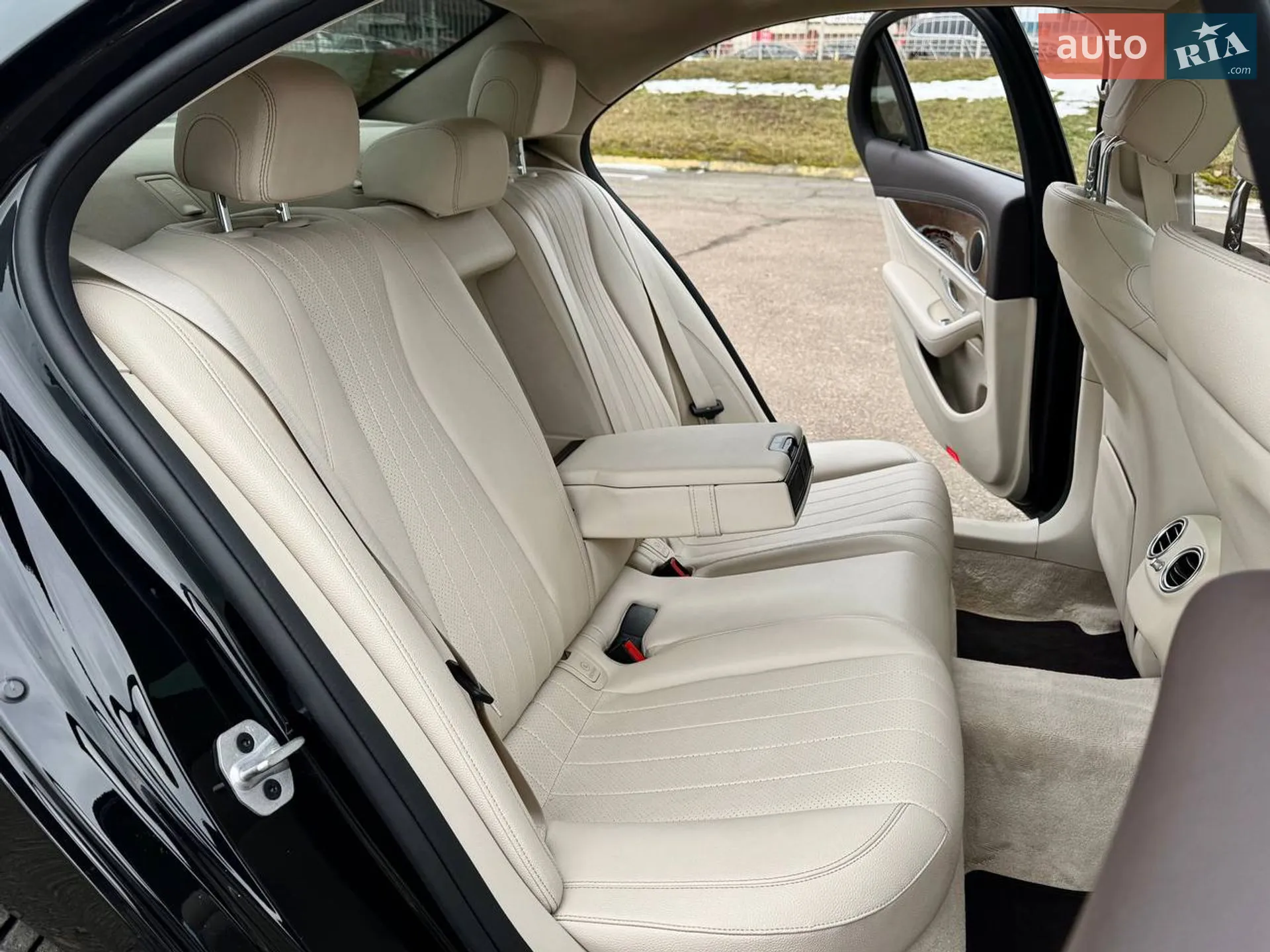 2020 Mercedes-Benz E-klasse - мініатюра 29