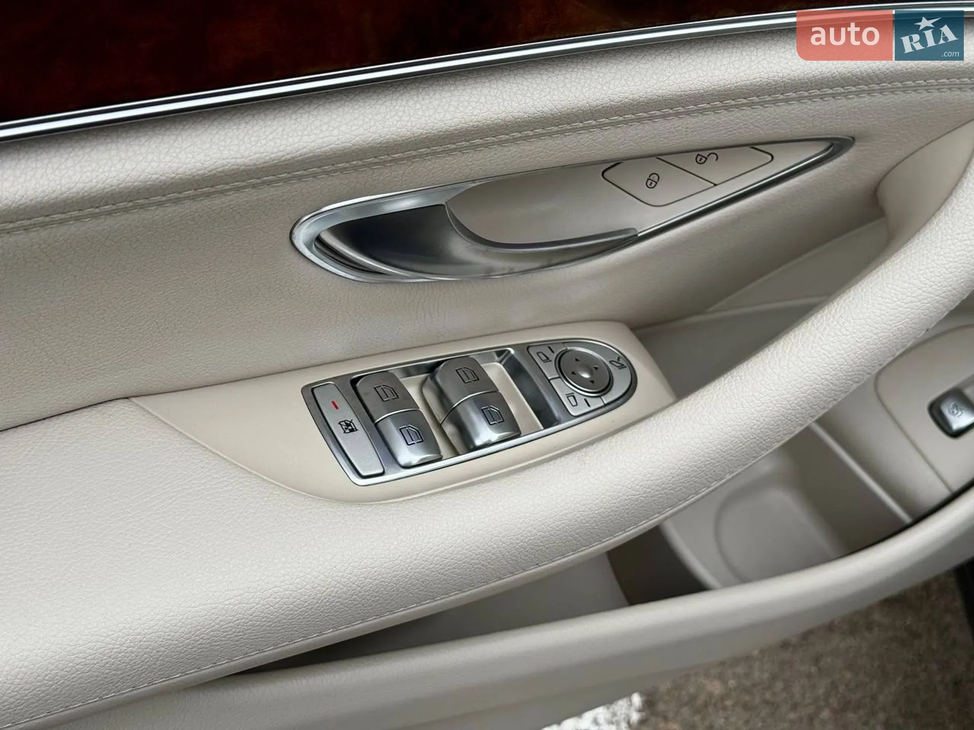 2020 Mercedes-Benz E-klasse - мініатюра 43