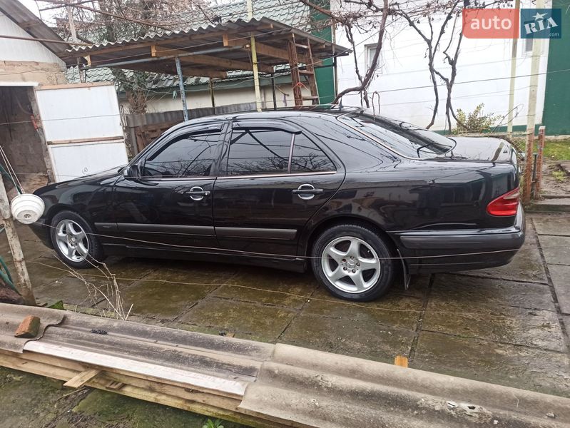 Mercedes-Benz E-Class 2001 Mercedes-Benz E-Class 2001