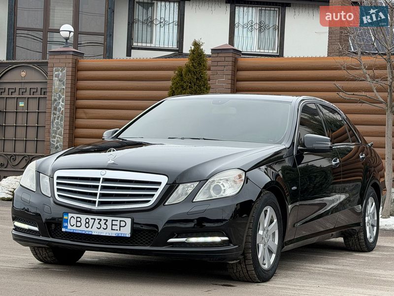 Mercedes-Benz E-Class 2011