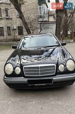 Седан Mercedes-Benz E-Class 1997 в Миколаєві