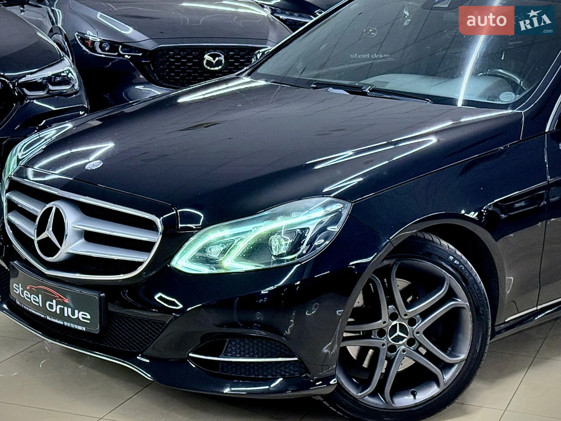 2013 Mercedes-Benz E-klasse - мініатюра 2