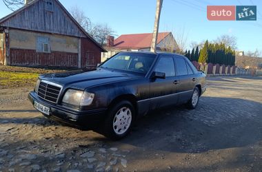 Седан Mercedes-Benz E-Class 1995 в Старой Выжевке