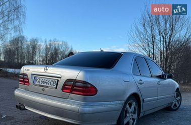 Седан Mercedes-Benz E-Class 2000 в Борисполі