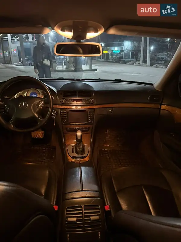 Mercedes-Benz E-Class 2005 VIN WDB2110231A751557 фото оголошення 18 з 59