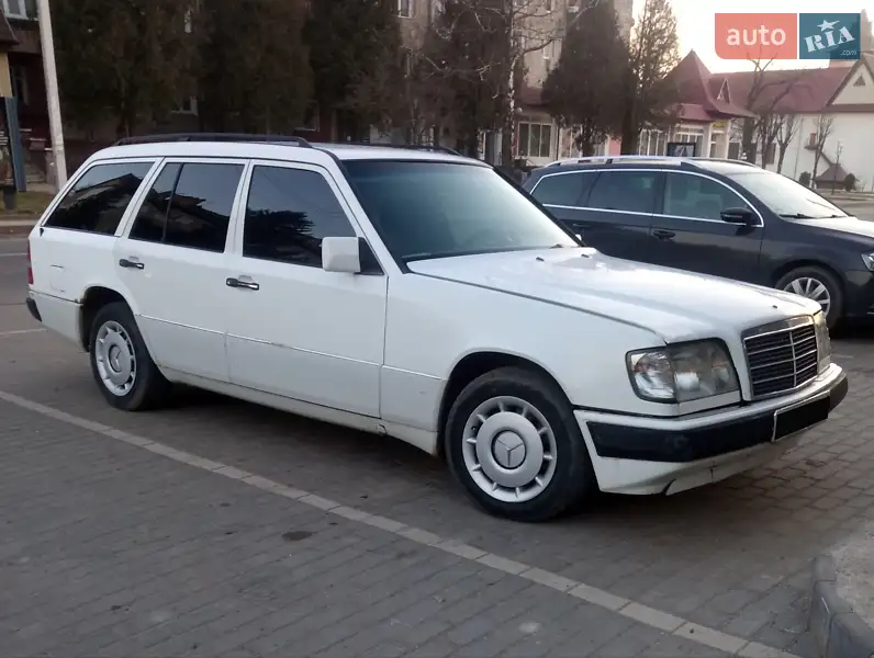 Mercedes-Benz E-Class 1995
