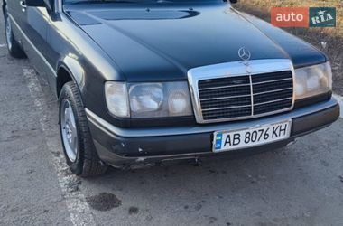 Седан Mercedes-Benz E-Class 1991 в Чугуєві