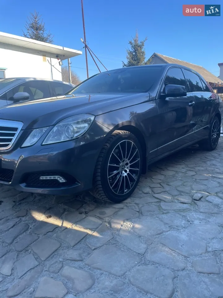 2011 Mercedes-Benz E-klasse - мініатюра 30