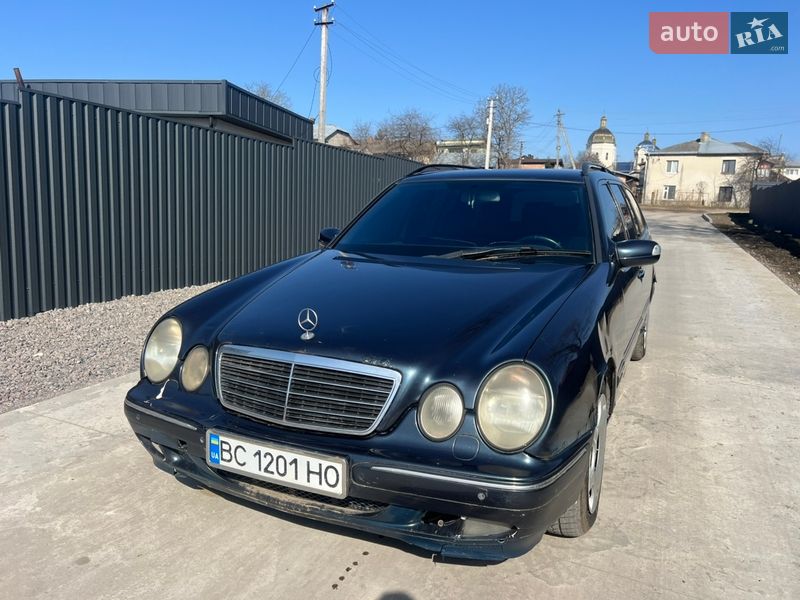 Mercedes-Benz E-Class 1999