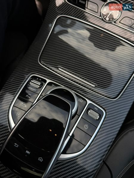 Седан Mercedes-Benz E-Class 2016 в Львові