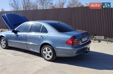 Седан Mercedes-Benz E-Class 2004 в Киеве