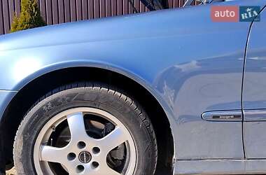 Седан Mercedes-Benz E-Class 2004 в Киеве