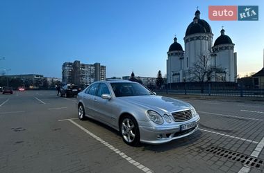 Седан Mercedes-Benz E-Class 2004 в Сокале