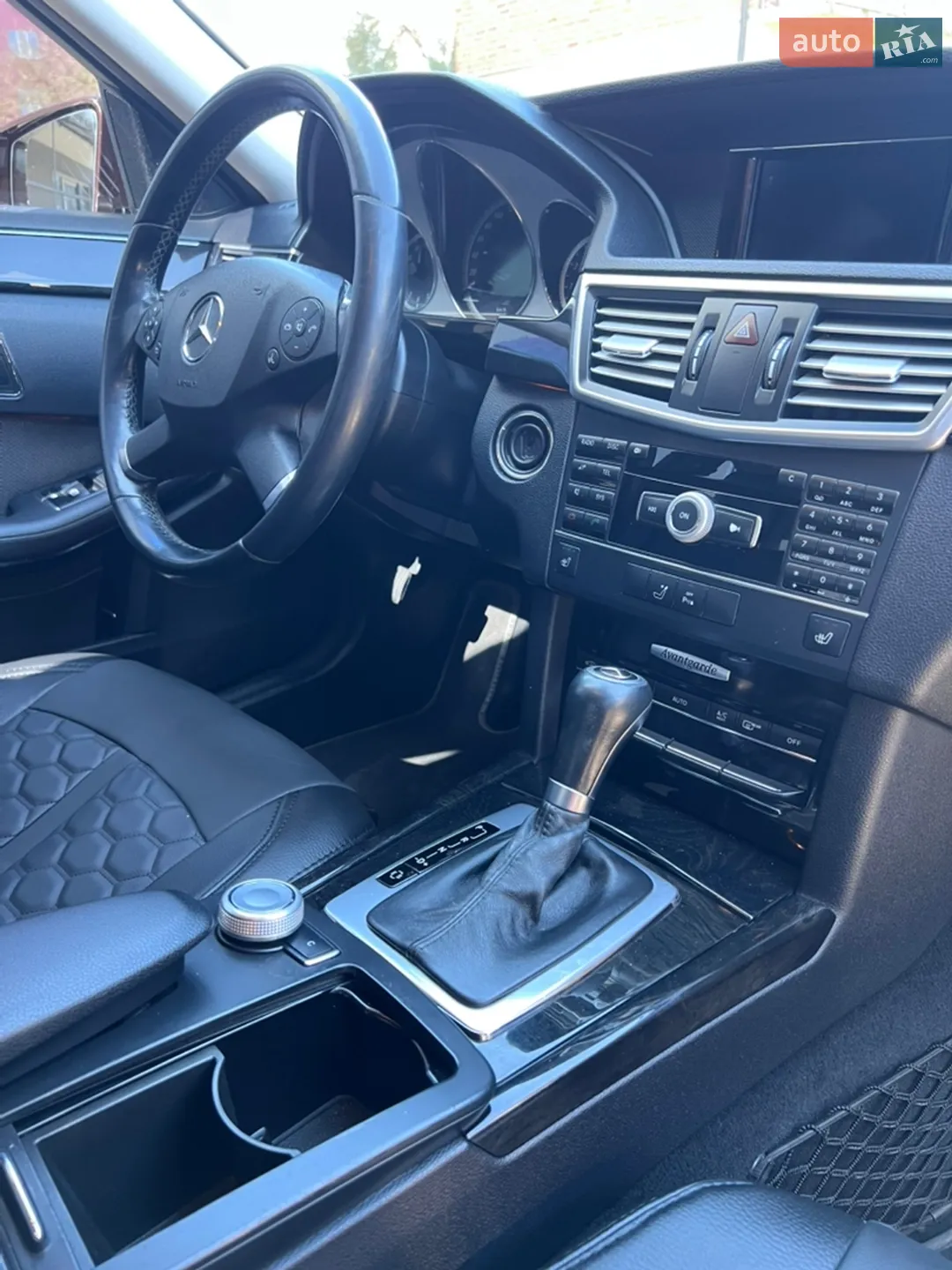 2010 Mercedes-Benz E-klasse - мініатюра 5