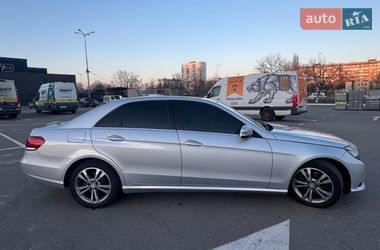 Седан Mercedes-Benz E-Class 2013 в Киеве