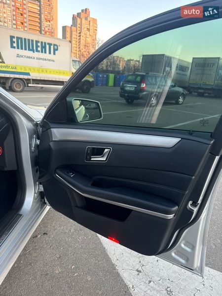 Седан Mercedes-Benz E-Class 2013 в Киеве