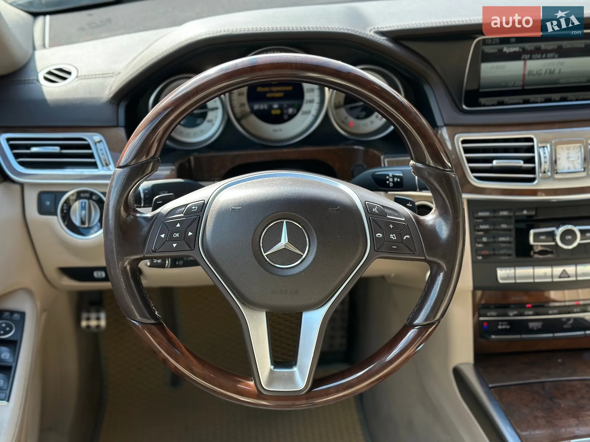 2013 Mercedes-Benz E-klasse - мініатюра 39