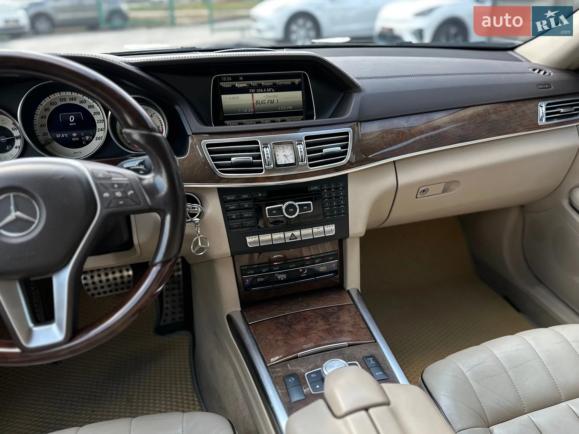 2013 Mercedes-Benz E-klasse - мініатюра 45