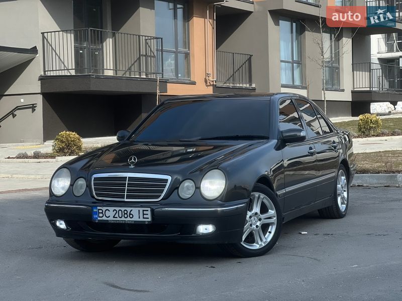 Mercedes-Benz E-Class 2000