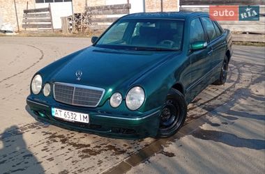 Седан Mercedes-Benz E-Class 1999 в Калуші