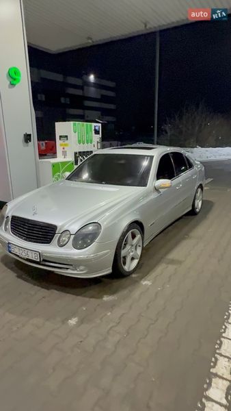 Mercedes-Benz E-Class 2002