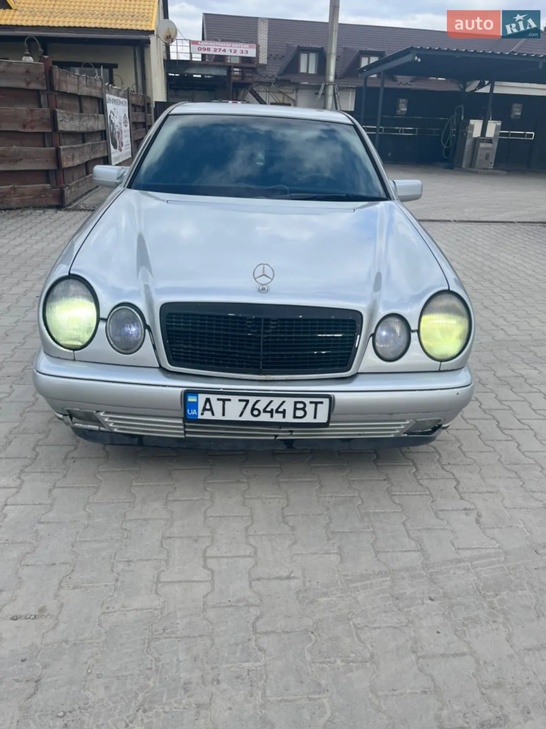 Mercedes-Benz E-Class 1996