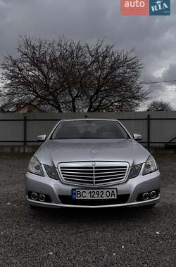 Седан Mercedes-Benz E-Class 2009 в Львові
