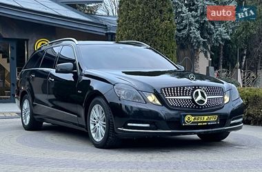 Универсал Mercedes-Benz E-Class 2011 в Львове