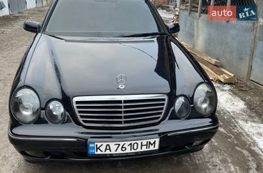 Седан Mercedes-Benz E-Class 2001 в Києві
