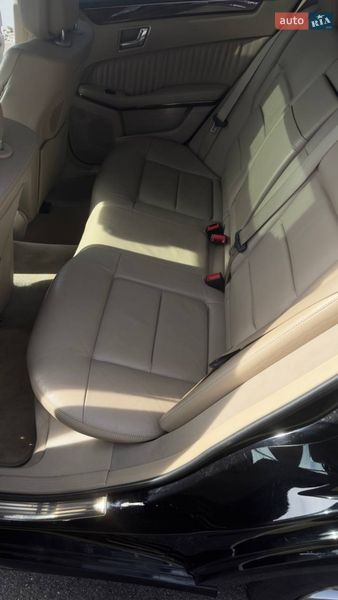 Седан Mercedes-Benz E-Class 2010 в Киеве