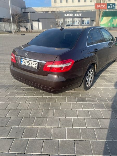 Седан Mercedes-Benz E-Class 2012 в Черкассах