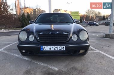 Седан Mercedes-Benz E-Class 2001 в Ивано-Франковске