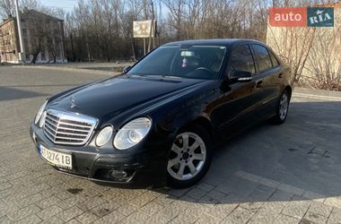 Седан Mercedes-Benz E-Class 2006 в Надворной