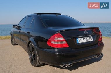 Седан Mercedes-Benz E-Class 2005 в Одессе