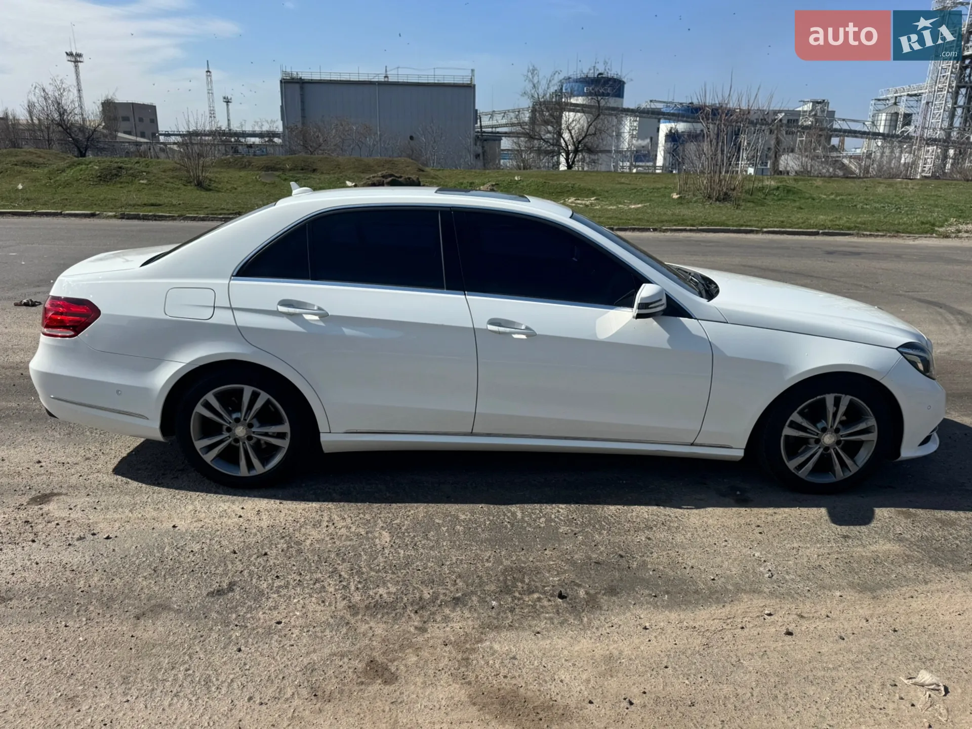 2013 Mercedes-Benz E-klasse - мініатюра 3
