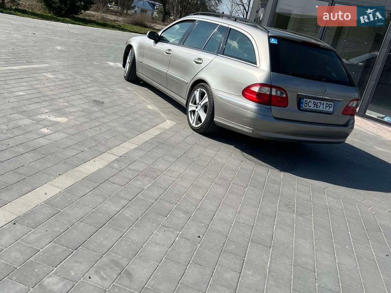 Универсал Mercedes-Benz E-Class 2004 в Мостиске