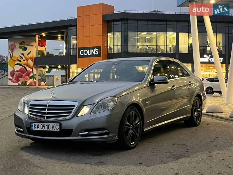 Mercedes-Benz E-Class 2011 Mercedes-Benz E-Class 2011