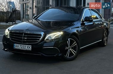 Седан Mercedes-Benz E-Class 2019 в Києві