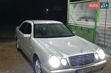 Седан Mercedes-Benz E-Class 1997 в Кицмани